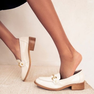 Reqins - Mocassins Janis Cuir Vernis Beige