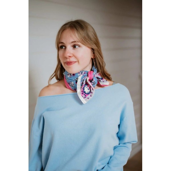 Shanna Foulard Minisha Porto.