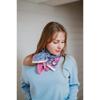 Shanna Foulard Minisha Porto.