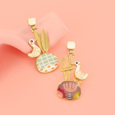 TARATATA bijoux Boucles d'oreilles Poussoir Plume.