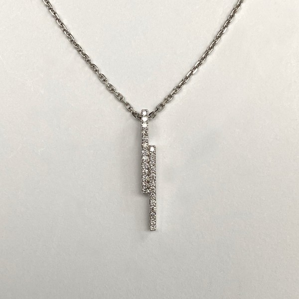 PENDENTIF BARRETTES SERTI DE DIAMANTS.