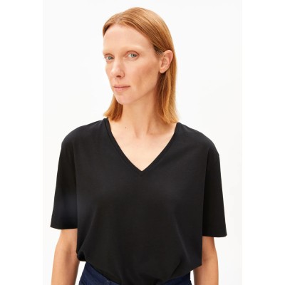 ARMEDANGELS - T Shirt Col V - Black