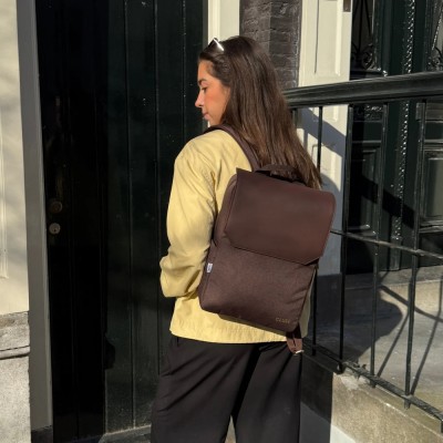 Cluse Sac à dos Nuitée Blackpack Marron foncé.