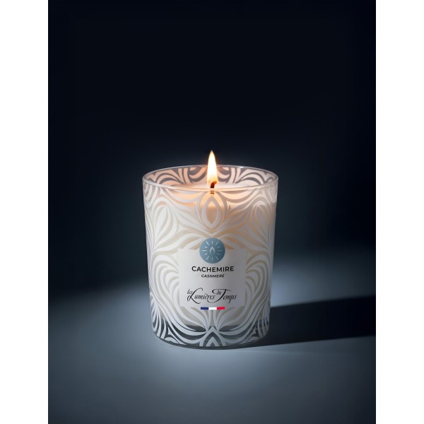 LES LUMIERES DU TEMPS Bougie 180 gr Cachemire.