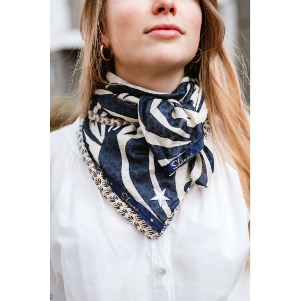 Shanna Foulard Minisha Kiruna.