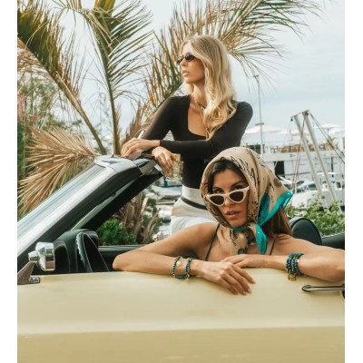 MADAMIRMA Foulard carré Tzigana.