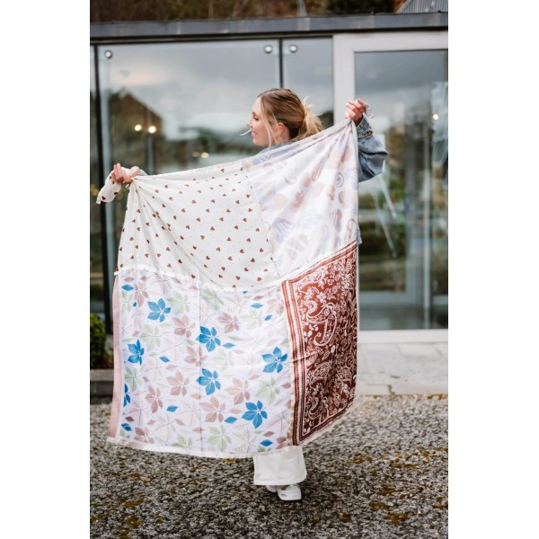 Shanna Foulard Carré Béa.