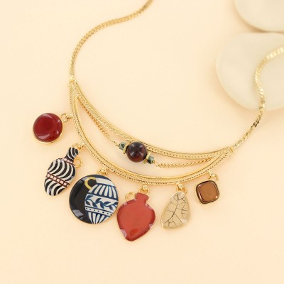 TARATATA bijoux Collier Antique.