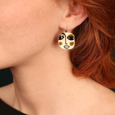 Dormeuses Girls. Marque Taratata bijoux | Bijoux Totem