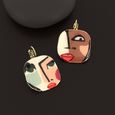Dormeuses Girls. Marque Taratata bijoux | Bijoux Totem