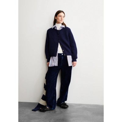 ARMEDANGELS - Cardigan Selmaa en laine - Navy