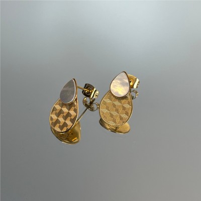 N°3 Boucles d’oreilles.
