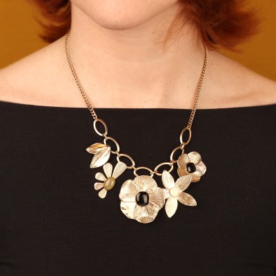 TARATATA bijoux Collier Plastron Milo.