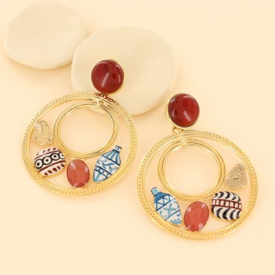 TARATATA bijoux Boucles d'oreilles Puces Antique. TARATATA bijoux Boucles d'oreilles Puces Antique.