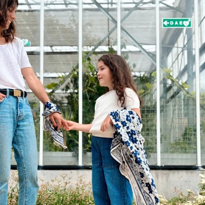 SO FAMILY Foulard Agra Berry. SO FAMILY Foulard Agra Berry.
