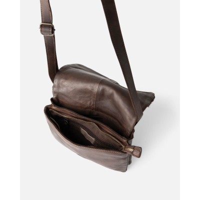 Sac BIBA Kansas à rabat en cuir tressé marron