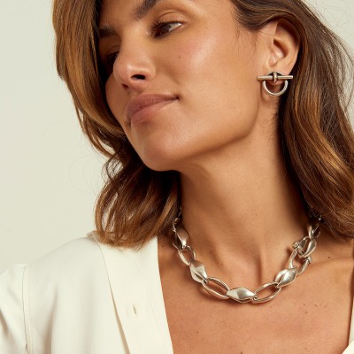 CXC Collier Camélia. CXC Collier Camélia.