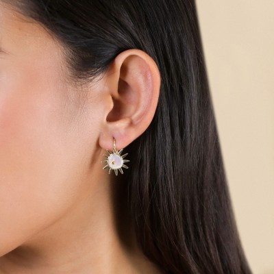 FRANCK HERVAL Boucles d’oreilles Dormeuses Nora. FRANCK HERVAL Boucles d’oreilles Dormeuses Nora.