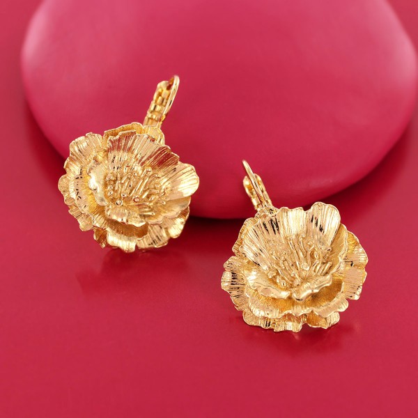 TARATATA bijoux Boucles d’oreilles Dormeuses Magnolia.