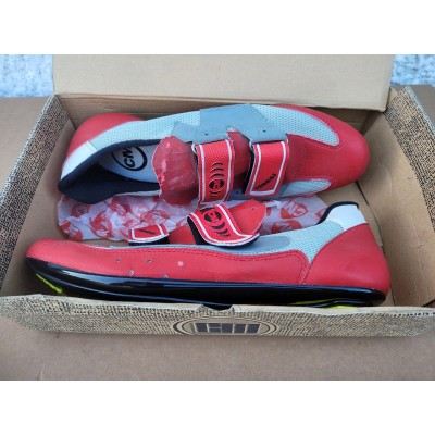 CHAUSSURES VELO DE COURSE CM FOXBAT