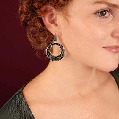 TARATATA bijoux Boucles d’oreilles Dormeuses Tabby. TARATATA bijoux Boucles d’oreilles Dormeuses Tabby.