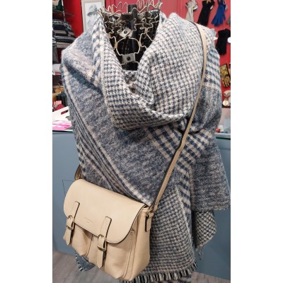 PONCHO