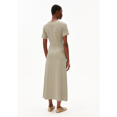 ARMEDANGELS - Robe Jeltaa - Light Sage ARMEDANGELS - Robe Jeltaa - Light Sage