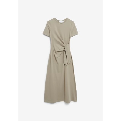 ARMEDANGELS - Robe Jeltaa - Light Sage ARMEDANGELS - Robe Jeltaa - Light Sage
