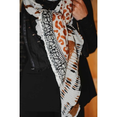 Shanna Foulard Belinda. Shanna Foulard Belinda.