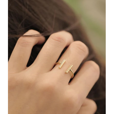ZAG Bijoux Bague Starck. ZAG Bijoux Bague Starck.