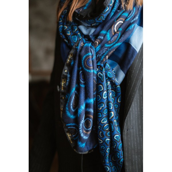 Shanna Foulard Caroline.