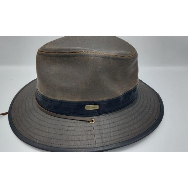 CHAPEAU AUREGA