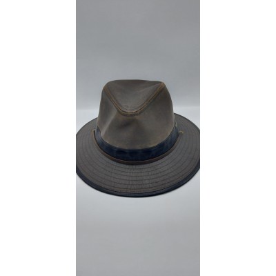CHAPEAU AUREGA
