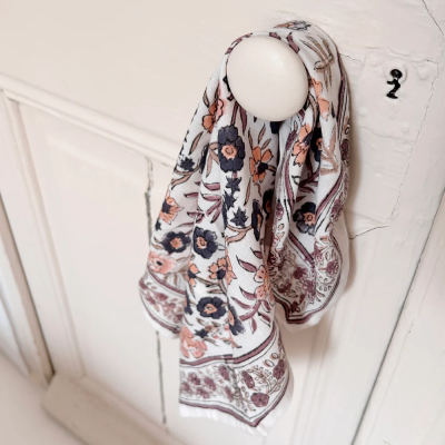 SO FAMILY Foulard Delhi Capri Small.