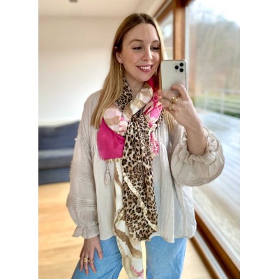 Shanna Foulard Léa. Shanna Foulard Léa.