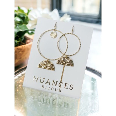 NUANCES Boucles d’oreilles Aïko. NUANCES Boucles d’oreilles Aïko.
