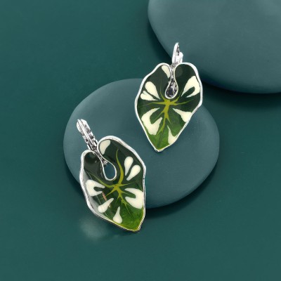 TARATATA bijoux Boucles Dormeuses Fabuleuse. TARATATA bijoux Boucles Dormeuses Fabuleuse.