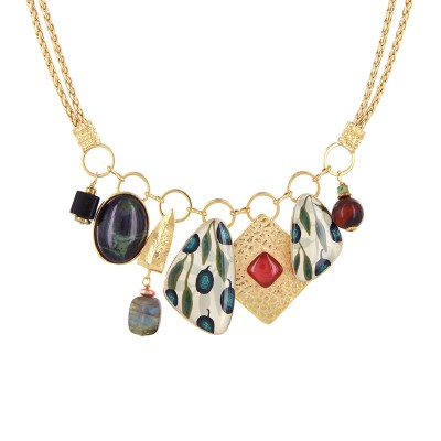 TARATATA bijoux Collier Olive. TARATATA bijoux Collier Olive.