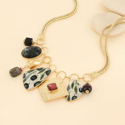 TARATATA bijoux Collier Olive. TARATATA bijoux Collier Olive.