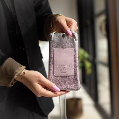 LA CARTABLIERE Pochette de téléphone.
