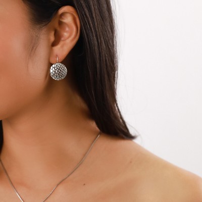 ORI TAO Boucles d’oreilles Dormeuses Rondes Viper. ORI TAO Boucles d’oreilles Dormeuses Rondes Viper.