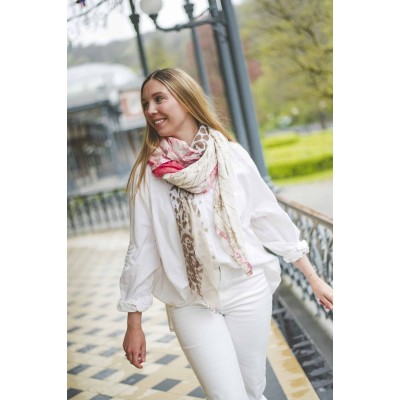Shanna Foulard Carré Trecy. Shanna Foulard Carré Trecy.