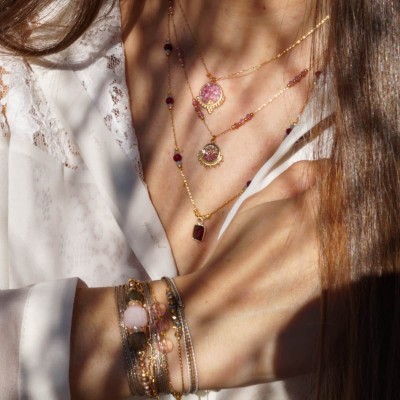 LOETMA Collier Jasmine Grenat. LOETMA Collier Jasmine Grenat.