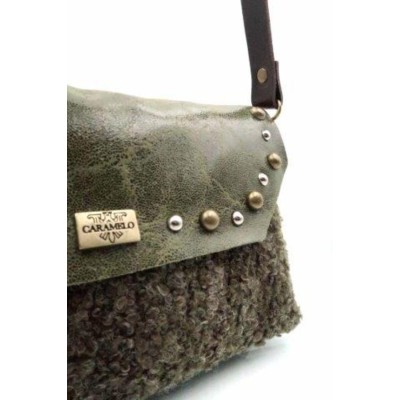 CARAMELO Sac porté épaule. CARAMELO Sac porté épaule.