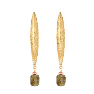 TARATATA bijoux Boucles d'oreilles Puces Olive. TARATATA bijoux Boucles d'oreilles Puces Olive.