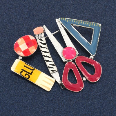 TARATATA bijoux Broche Gomme. TARATATA bijoux Broche Gomme.
