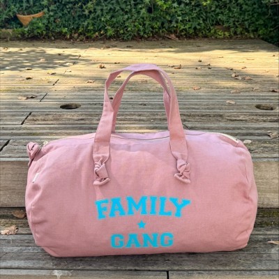 Marcel & Lily Sac polochon Family Gang Rose. Marcel & Lily Sac polochon Family Gang Rose.