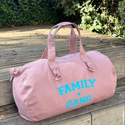 Marcel & Lily Sac polochon Family Gang Rose. Marcel & Lily Sac polochon Family Gang Rose.