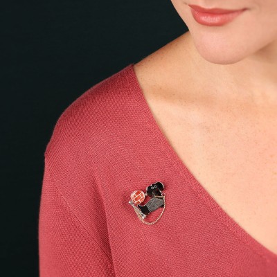 TARATATA bijoux Broche Pas bouger. TARATATA bijoux Broche Pas bouger.