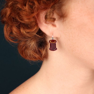 TARATATA bijoux Boucles Dormeuses Ruban. TARATATA bijoux Boucles Dormeuses Ruban.